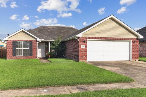 24 Oxford Dr, Laplace, LA, 70068 | Card Image