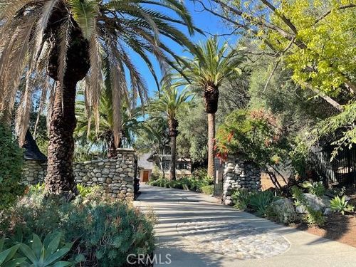 4457 Liveoak Dr, Claremont, CA, 91711-2102 | Card Image