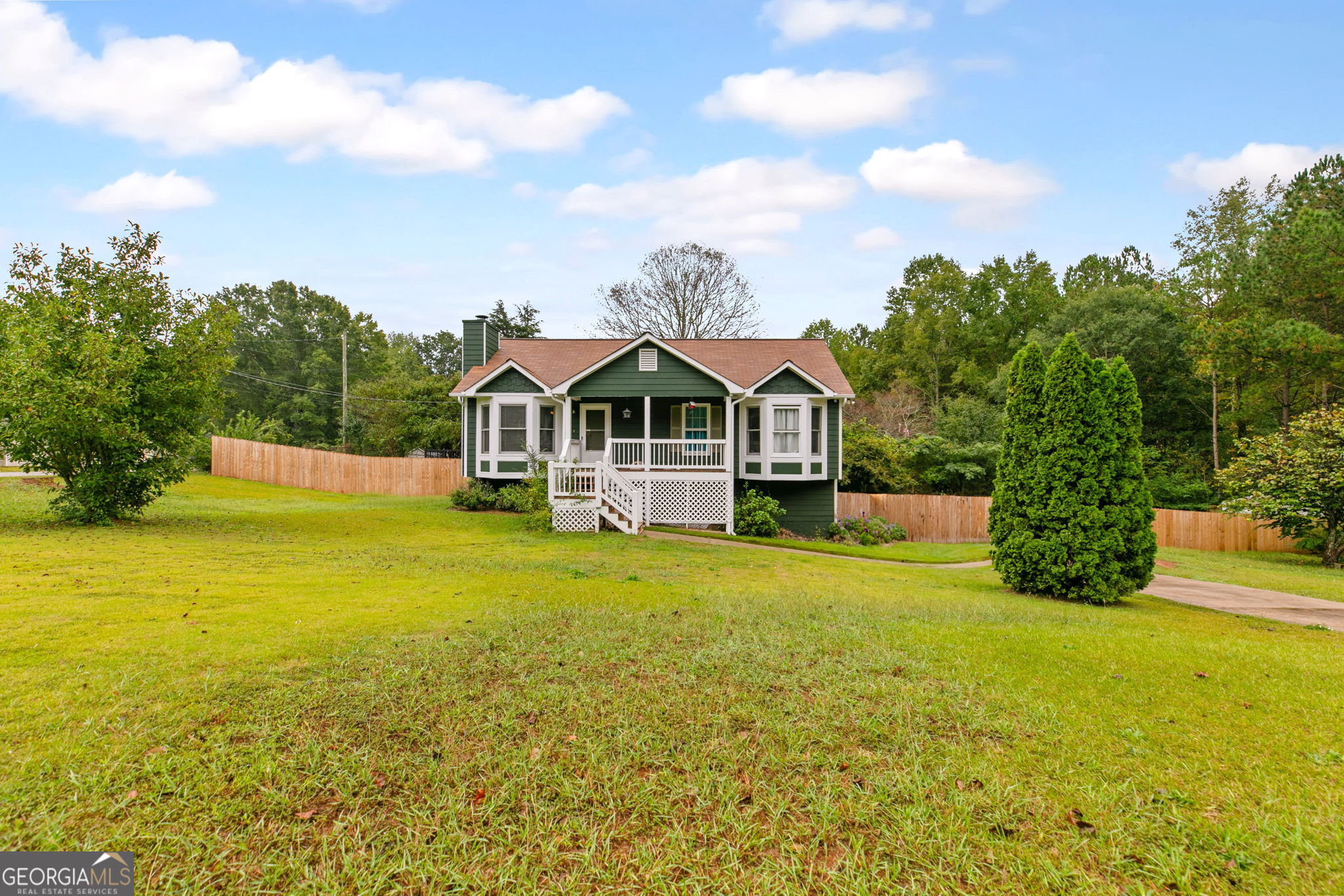 Deerfield Dr, Hiram, GA 30141