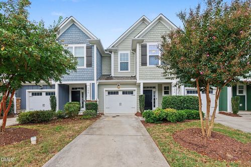 104 Hundred Oaks Ln, Holly Springs, NC, 27540-4457 | Card Image