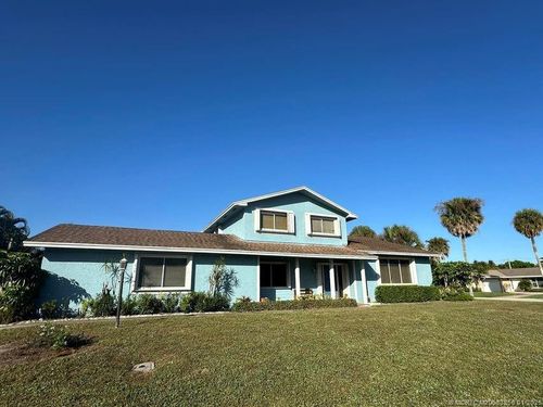 3905 Flag Dr, Palm Beach Gardens, FL, 33410-4773 | Card Image