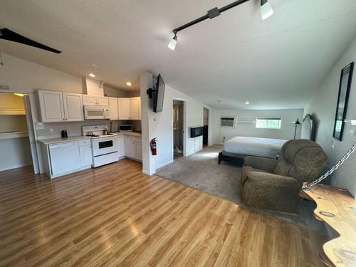 e-3753 Santa Rosa Ave, Santa Rosa, CA, 95407-8272 | Card Image