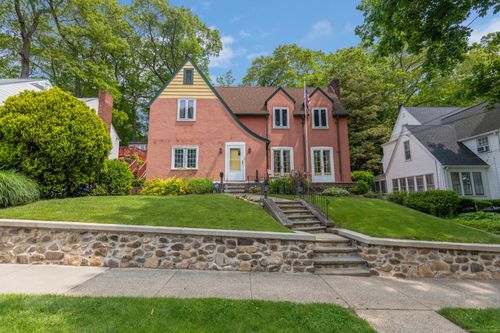 73 Hemlock Rd, New Haven, CT, 06515-2617 | Card Image