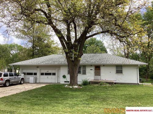 214 N 13th St, Wymore, NE, 68466-1640 | Card Image
