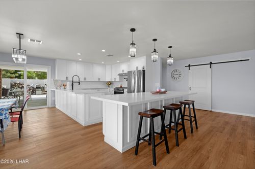 630 Shadow Mountain Dr, Kingman, AZ, 86409 | Card Image