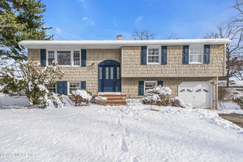 1 Drexel Ct, Toms River, NJ, 08753-4220 | Card Image