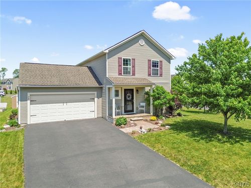 72 Silversides Way, Baldwinsville, NY, 13027-2153 | Card Image