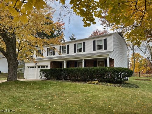 2017 Kingsdale Dr, Stow, OH, 44224-1823 | Card Image