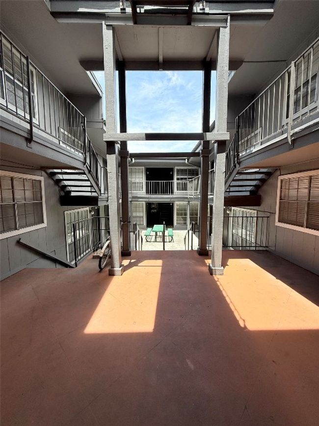 APT-207 - 2704 Salado St, Condo with 2 bedrooms, 2 bathrooms and 1 parking in Austin TX | Image 15