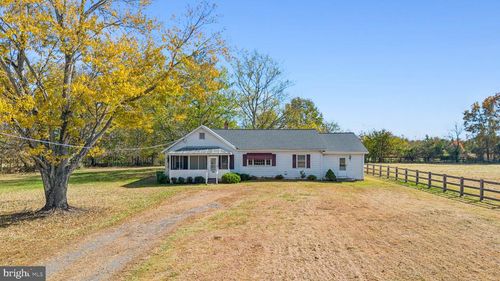 10747 Parkgate Dr, NOKESVILLE, VA, 20181-2921 | Card Image