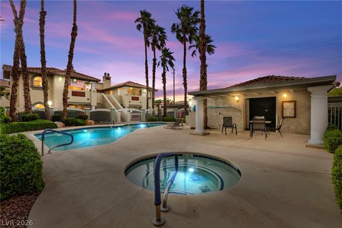 201-6812 Elm Creek Dr, Las Vegas, NV, 89108-5037 | Card Image