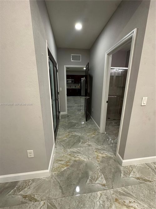 1-11711 Sw 251st St, Homestead, FL, 33032-6033 | Card Image