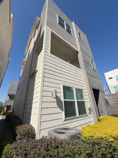 2733 Eado Edge Ct, Houston, TX, 77020-8445 | Card Image