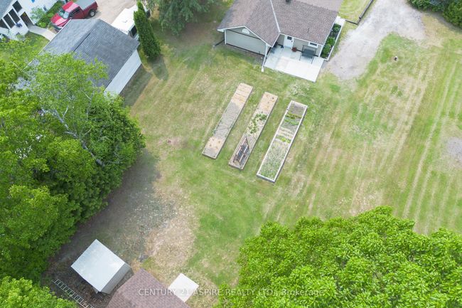 150 Hunts Rd, House other with 2 bedrooms, 1 bathrooms and 8 parking in Chalk River ON | Image 37