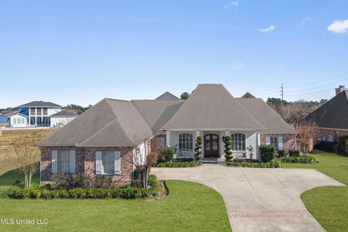 394 Fly Away Ct, Biloxi, MS, 39531-6300 | Card Image