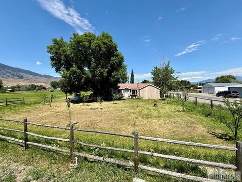 2 Hammon Dr, Salmon, ID, 83467-5102 | Card Image