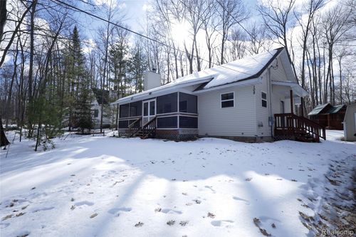 108 Heidi Ct, Roscommon, MI, 48653-9245 | Card Image