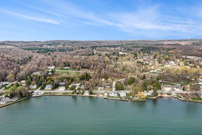 4642 Main St, House other with 8 bedrooms, 5 bathrooms and null parking in Onekama MI | Image 72
