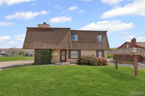 1518 Vandalia St, Collinsville, IL, 62234-4457 | Card Image