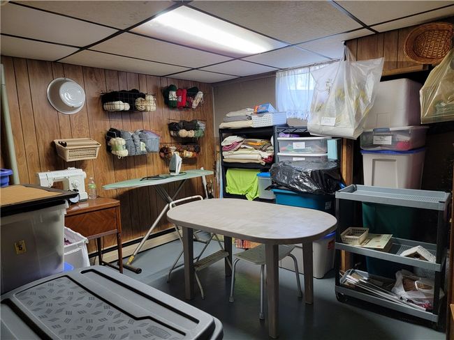 108 W 2 Nd St, House other with 4 bedrooms, 2 bathrooms and null parking in Burnside PA | Image 17