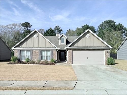 138 Livingston Ct, Winder, GA, 30680-6139 | Card Image
