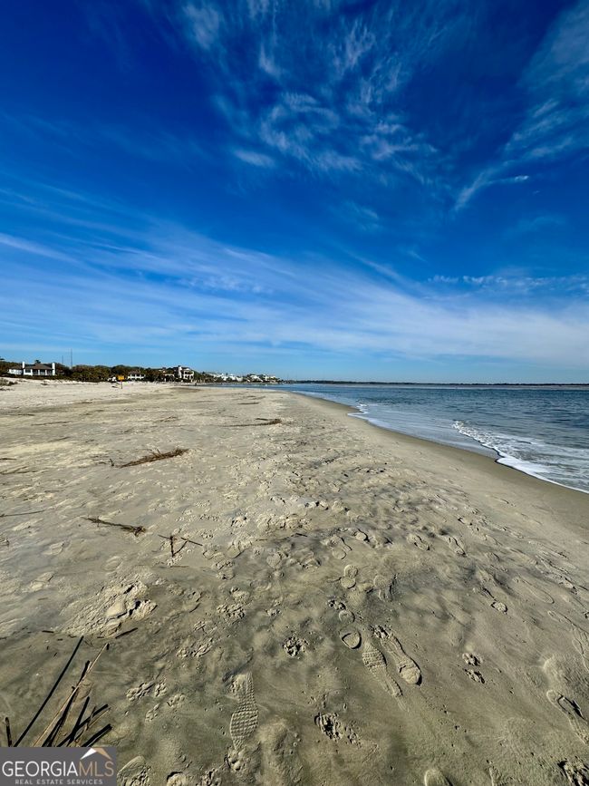 404 Palmetto St, House other with 3 bedrooms, 2 bathrooms and null parking in St Simons Island GA | Image 21