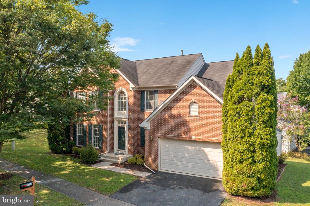 Purple Aster Ct, Germantown, MD 20876