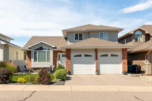 277 Coachwood Point W, Lethbridge, AB, T1K6A4 | Card Image