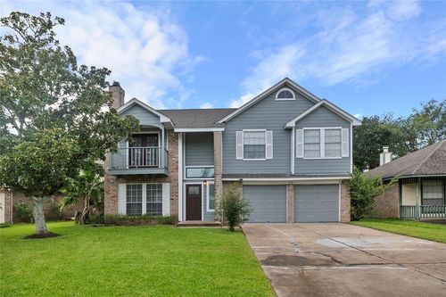 3122 Lazy Brook Dr, Sugar Land, TX, 77479-1838 | Card Image