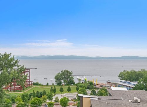 apt-12-33 North Ave, Burlington, VT, 05401-5225 | Card Image