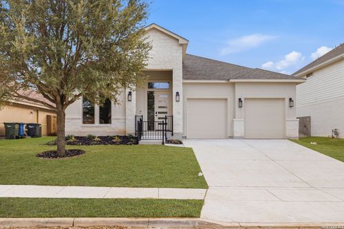 1751 Oakmont Cir, New Braunfels, TX, 78132-3846 | Card Image