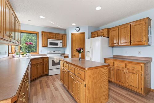 19408 Albany Ct Nw, Elk River, MN, 55330-4151 | Card Image