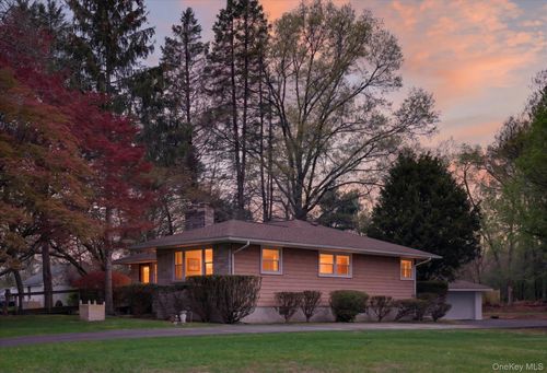 2415 State Route 17a, Goshen, NY, 10924-6625 | Card Image