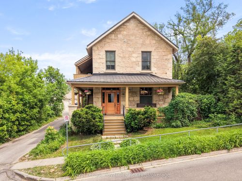19 London Road E, Guelph, ON, N1H2B2 | Card Image