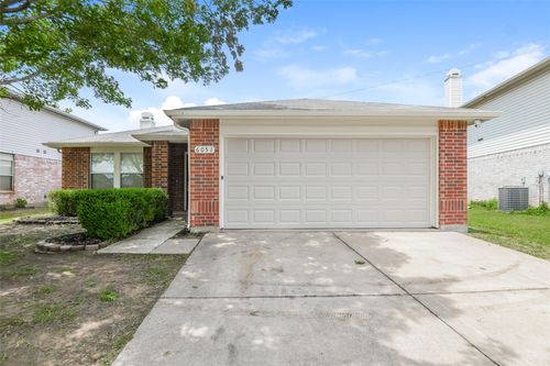 6051 Guilia Dr, Grand Prairie, TX, 75052-8757 | Card Image