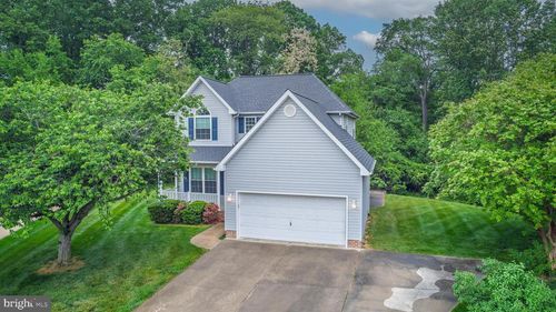 7 Lesh Ct, MIDDLETOWN, DE, 19709-2410 | Card Image