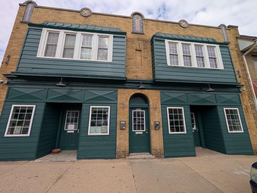 5316 W Center St, Milwaukee, WI, 53210-2339 | Card Image