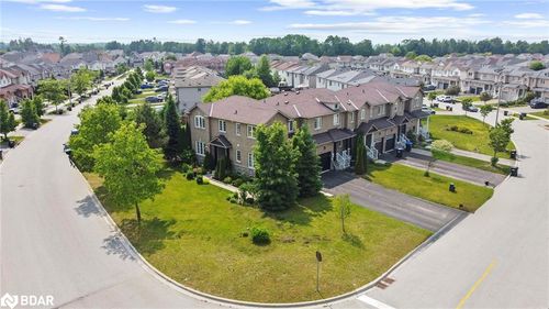 1 Admiral Cres, Angus, ON, L3W0C6 | Card Image