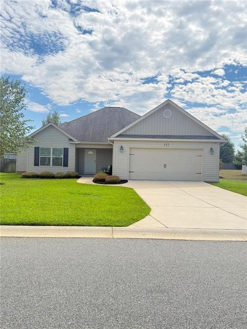 117 Milford Cir, Perry, GA, 31069-5926 | Card Image