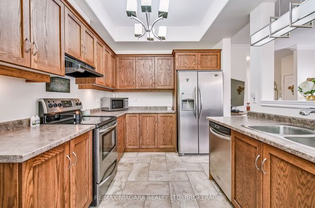 16 - 5 Liddycoat Lane, Condo with 3 bedrooms, 3 bathrooms and 1 parking in Ancaster ON | Image 12