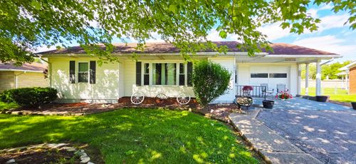 1933 College Dr, Mount Carmel, IL, 62863-2611 | Card Image