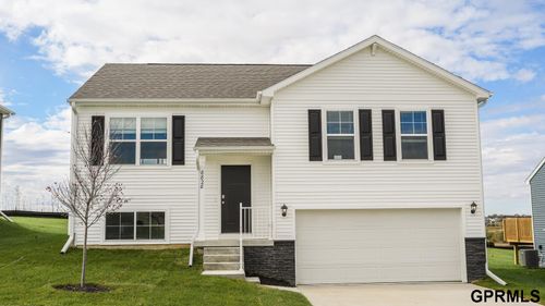 13645 Read St, Omaha, NE, 68142-2175 | Card Image