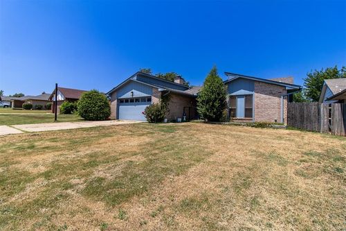 5005 Se 58th St, Del City, OK, 73135-4434 | Card Image