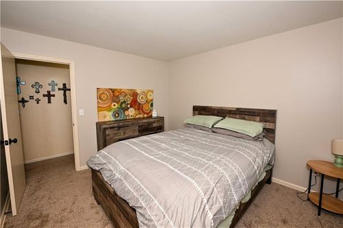 10634 W 102nd Ter, Overland Park, KS, 66214-2603 | Card Image