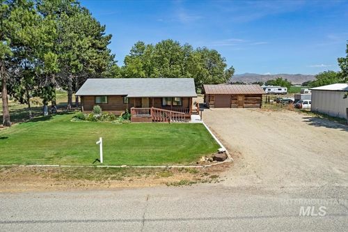 2974 Ua Ave, Emmett, ID, 83617-9672 | Card Image