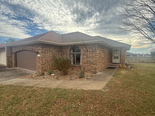 1418 E Woodgate St, Springfield, MO, 65804-6484 | Card Image