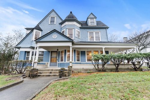 124 W Todd St, Frankfort, KY, 40601-2826 | Card Image