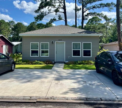 613 Todd Blvd, Conway, SC, 29526-8717 | Card Image