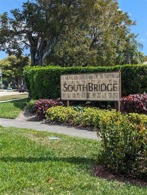 641-641 Nw 105th Way, Pembroke Pines, FL, 33026-3958 | Card Image
