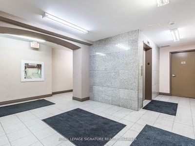 206 - 251 Lester St, Condo with 5 bedrooms, 2 bathrooms and null parking in Waterloo ON | Image 3